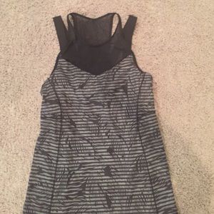 Lululemon black and grey mesh top!