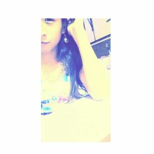 Meet your Posher, Paola