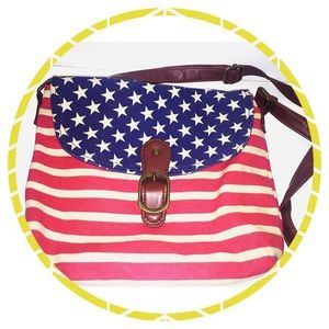 ⭐️ LIMITED EDITION American Flag Purse⭐️