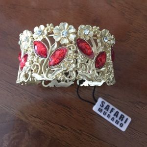 New with tags Safari Murano cuff style bracelet