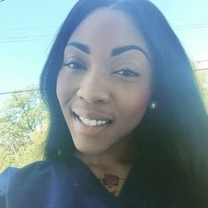 Meet your Posher, Cierra