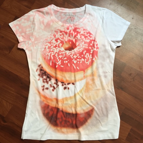 Donut tee 🍩🍩