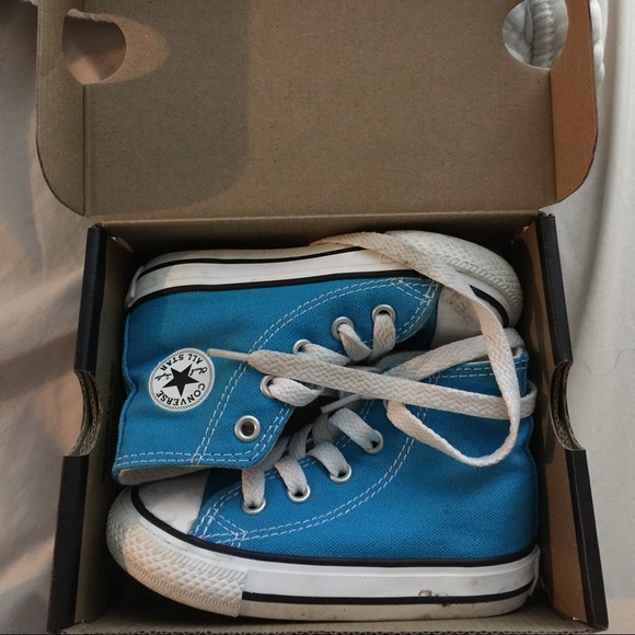 SOLD!! Size 6toddlers blue converse