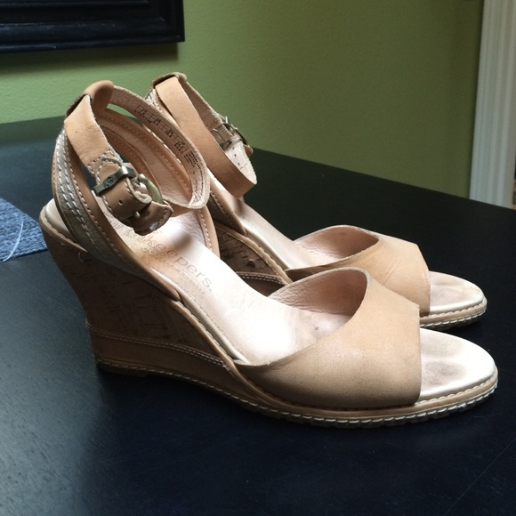 Cute and very comfy cork wedge