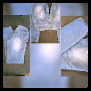 Soft, body contouring, scrunch butt Jean pants