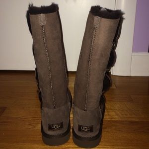 UGG Australia - Bailey Button Bling Triplet Style