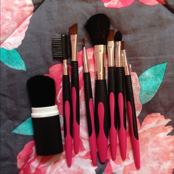 Makeup Brushes