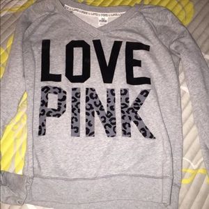 Love pink sweater