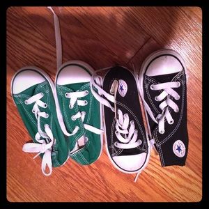 Converses toddler