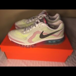 2014 Nike Airmax