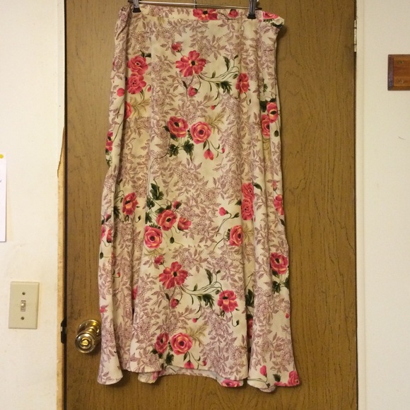 Floral skirt