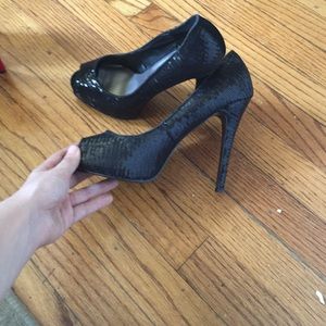 Sequin black heels barely worn