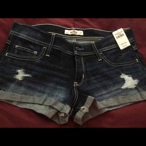 Hollister jean shorts🎉