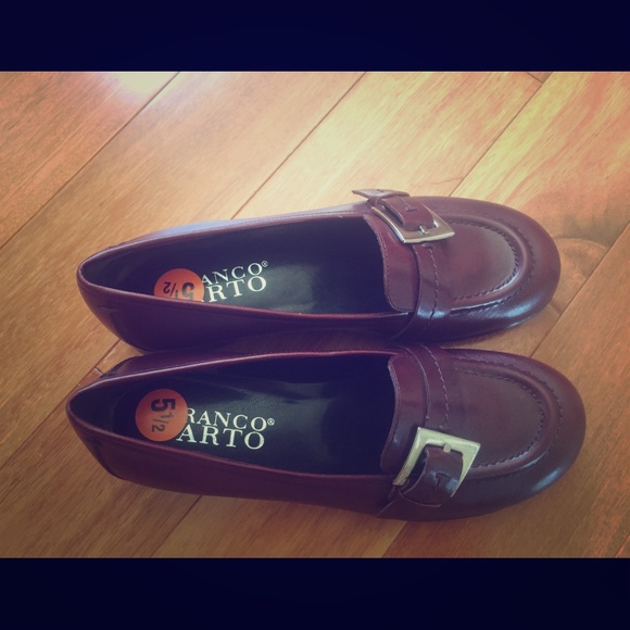 NWT leather shoes