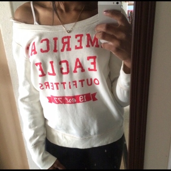 Off-the -shoulder American Eagle Sweater
