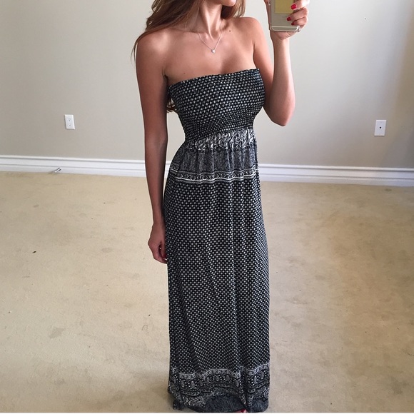 • SOLD • Beautiful Printed Maxi L - Picture 3 of 4