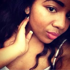 Meet your Posher, Evelyn