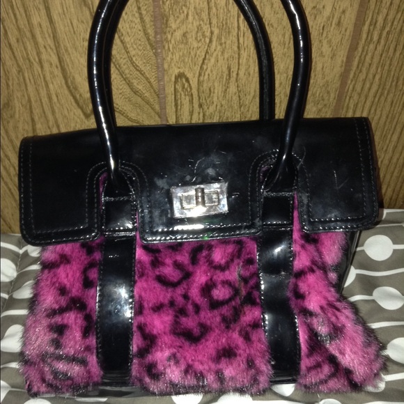 purse - Picture 2 of 2