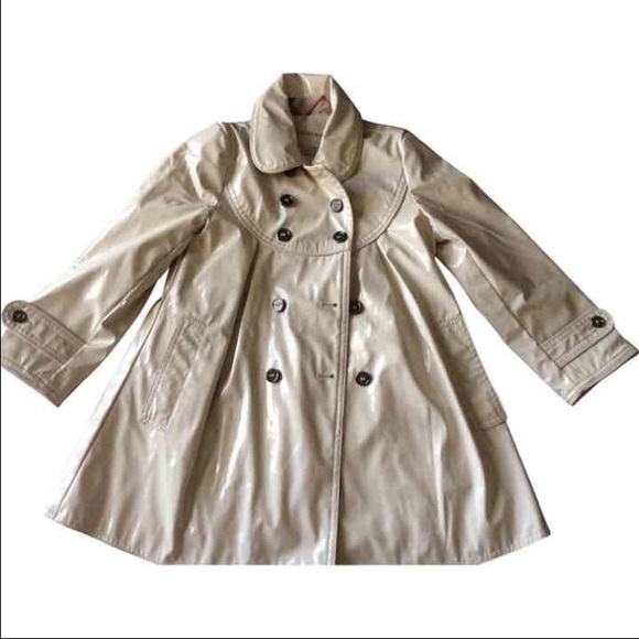 Toddlers Burberry trench coat
