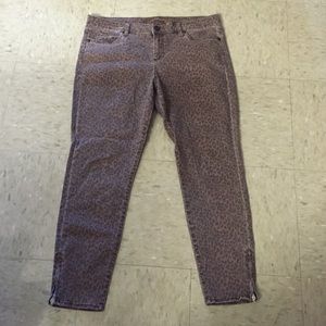 Leopard Print Ankle Jeans