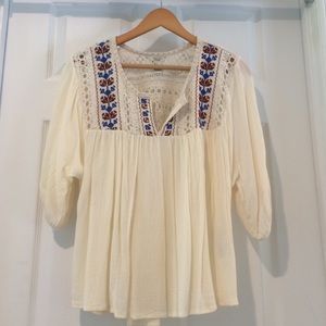 Forever21 size small shirt.