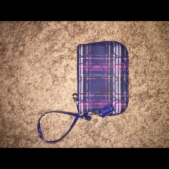 Super Cute Coach Wallet!