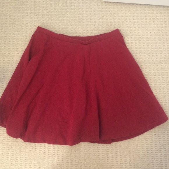 Pac sun burgundy skater skirt - Picture 1 of 2