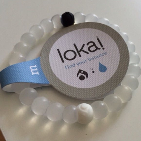 Medium clear Lokai bracelet