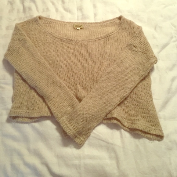 Cream knit crop top
