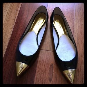 MK Michael Kors black gold pointed-toe flats