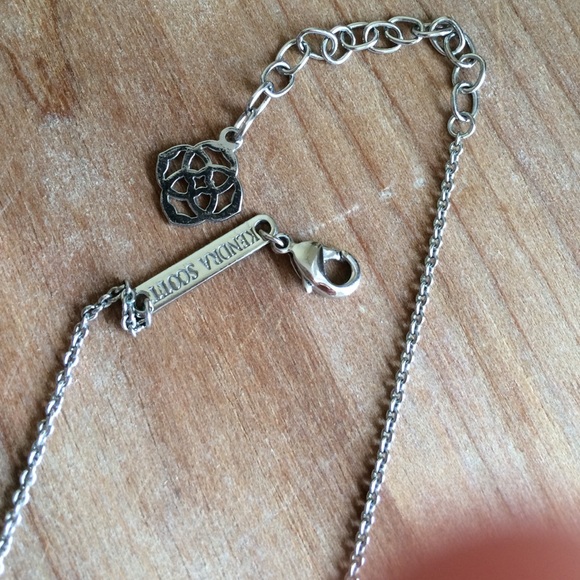 Light blue Kendra Scott necklace - Picture 2 of 2