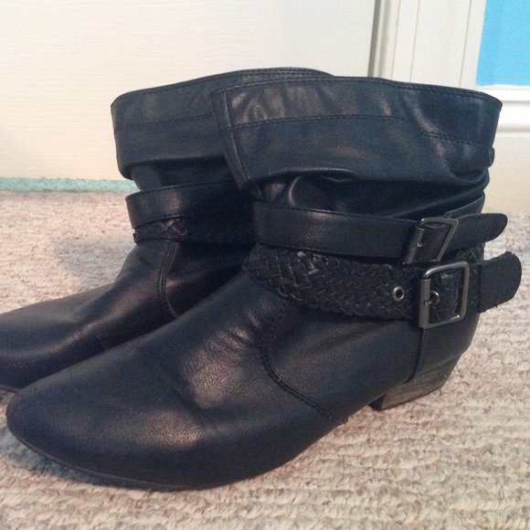 Adorable black ankle booties