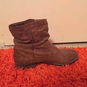 Steve Madden brown ankle boots