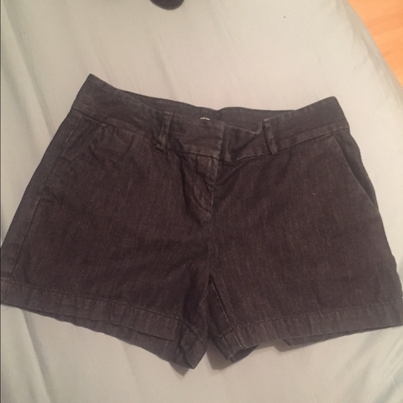 Ann Taylor denim shorts - Picture 1 of 3