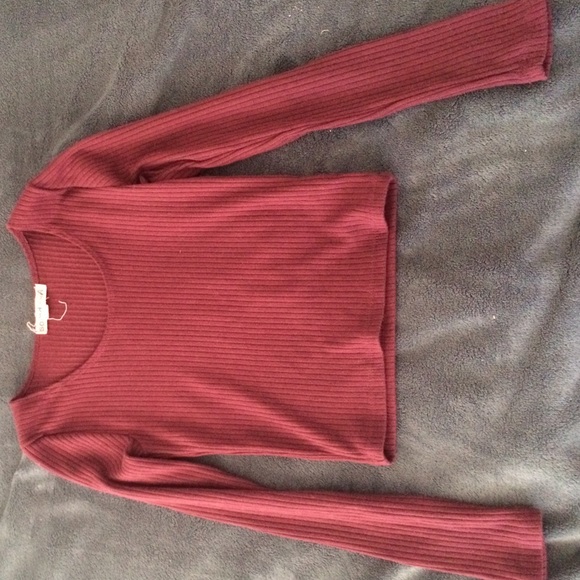 cropped maroon ribbed long sleeve