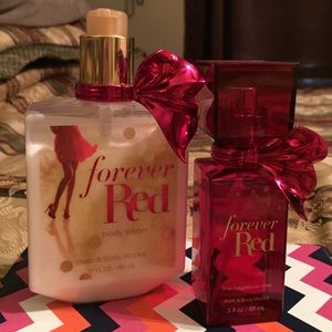 Forever Red Bath & Body set