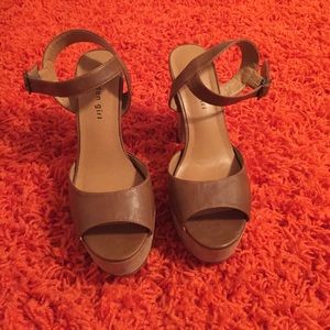 Madden Girl brown heels