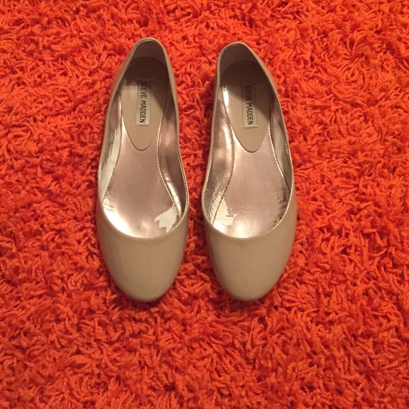 Patten leather Steve Madden flats