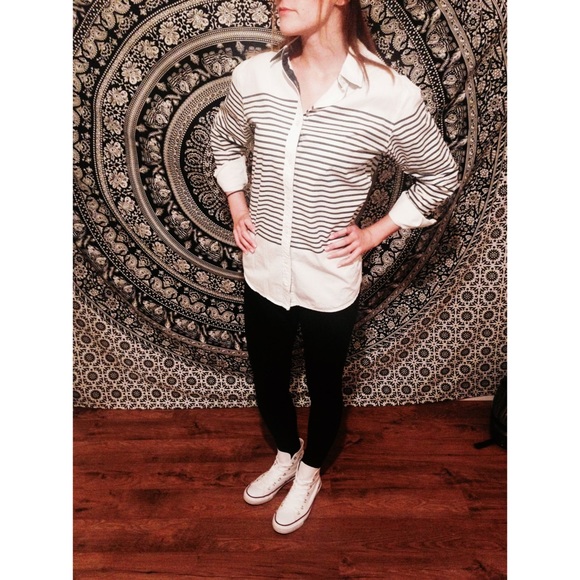 BDG White and Navy Button Down Dress Shirt