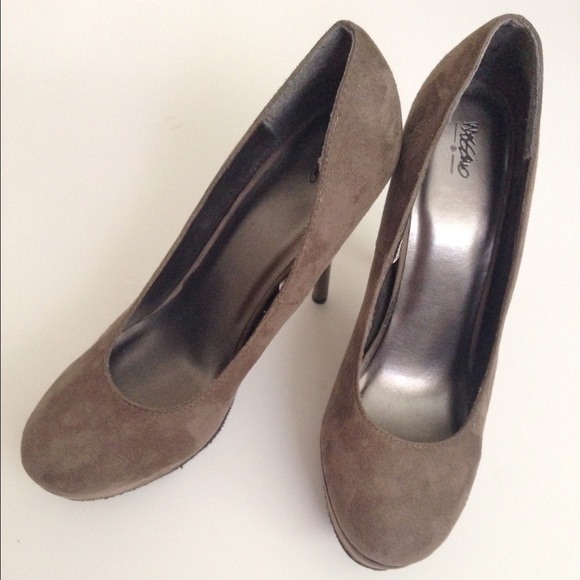 Mossimo, size 8.5 heels - Picture 2 of 4