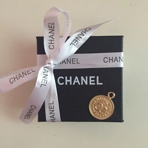 Chanel "CC" Gold Pendant