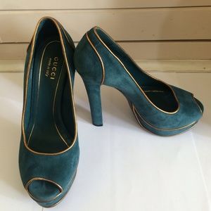 100% Authentic Gucci Suede Peep-Toe Pumps