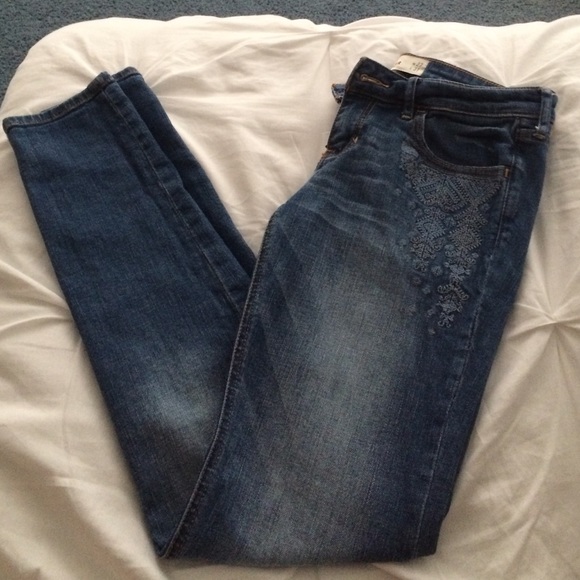 Hollister skinny jeans