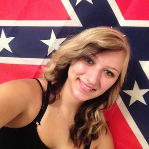 Meet your Posher, Charli