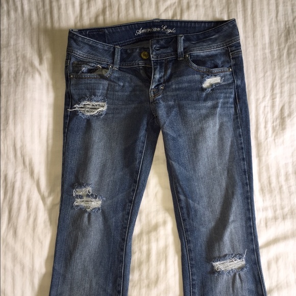 American Eagle medium wash regular boot jean