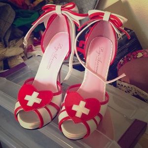 Nurse shoes