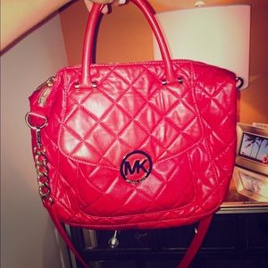 Michael kors purse
