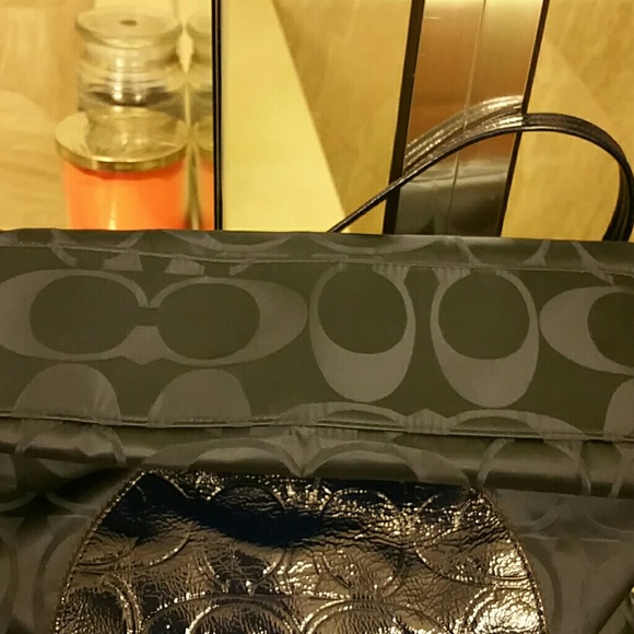 Authentic Coach Handbag - Picture 4 of 4