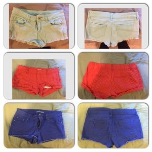 I have a ton of clothes i am selling!