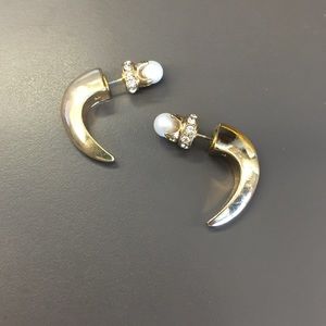 Pearl horn earring jacket double talon gold